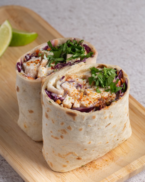 Tavuk Caesar Wrap